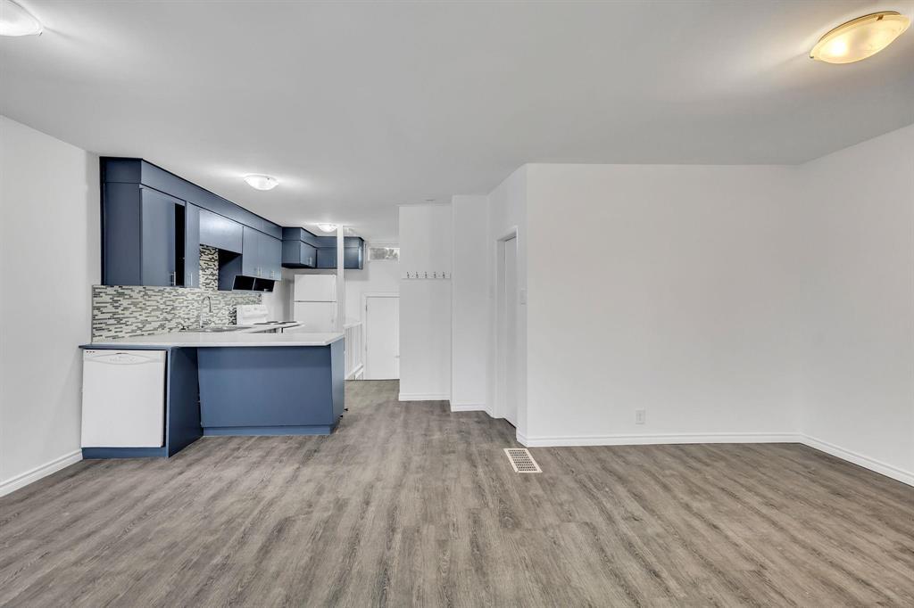 Photo 4 of 582 Windsor Avenue, Winnipeg MB