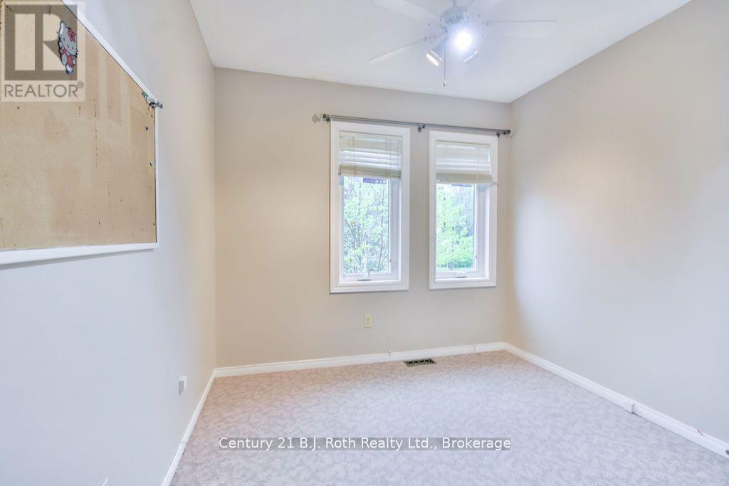 Photo 26 of 9 492 Laclie Street, Orillia ON