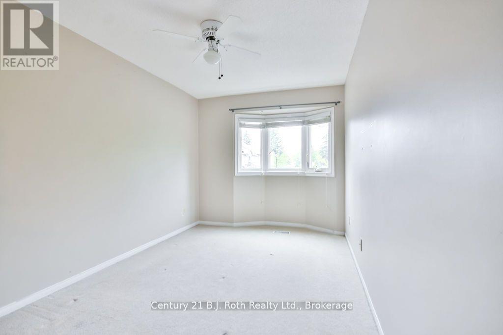 Photo 24 of 9 492 Laclie Street, Orillia ON