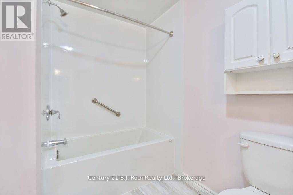 Photo 36 of 9 492 Laclie Street, Orillia ON