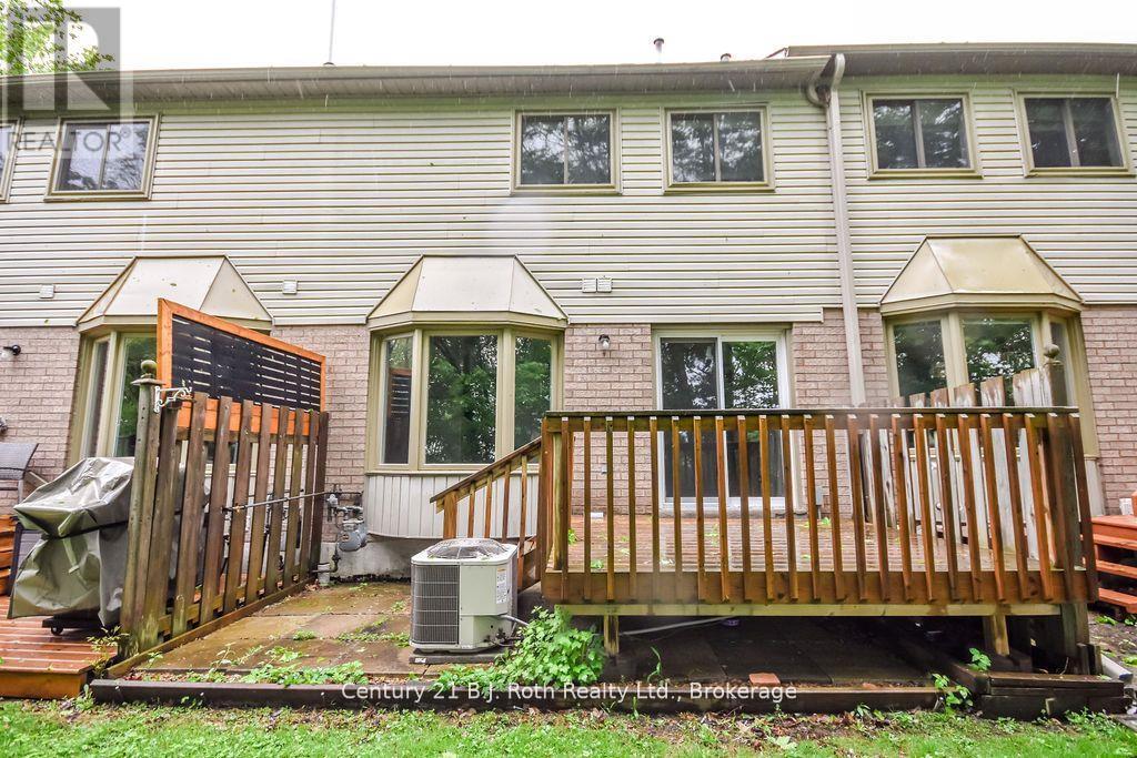 Photo 34 of 9 492 Laclie Street, Orillia ON