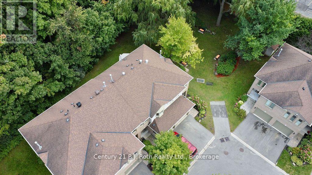 Photo 17 of 9 492 Laclie Street, Orillia ON