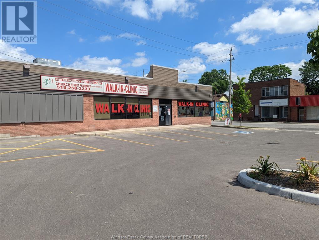 Photo 6 of 366 Wyandotte Street West, Windsor ON