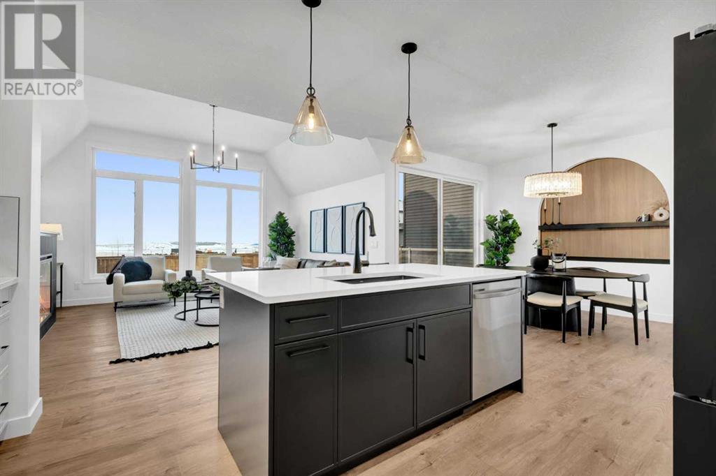 Single Family House for Sale in  Heirloom Drive SE Rangeview Calgary 