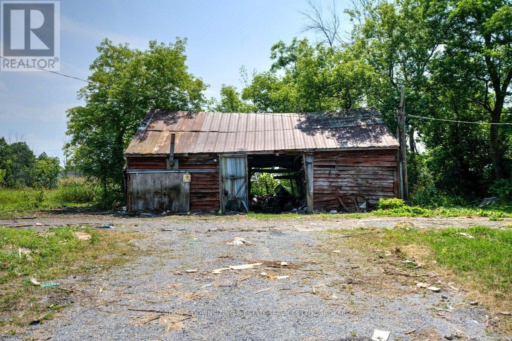 Photo 4 of 737 Chatterson Road, Loyalist ON