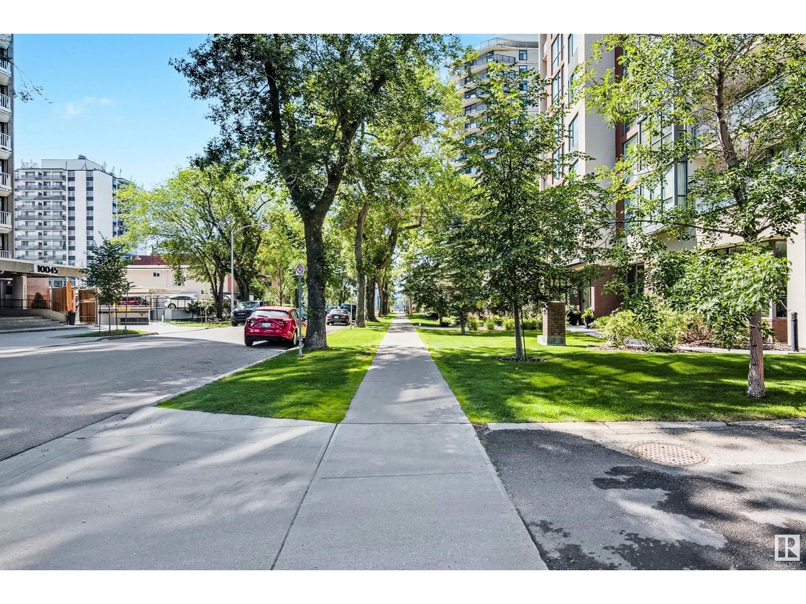 Photo 30 of 1003 10046 117 St Nw, Edmonton AB