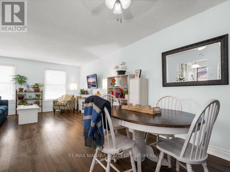 Photo 9 of 2393 Greenbank Trail S, Burlington ON