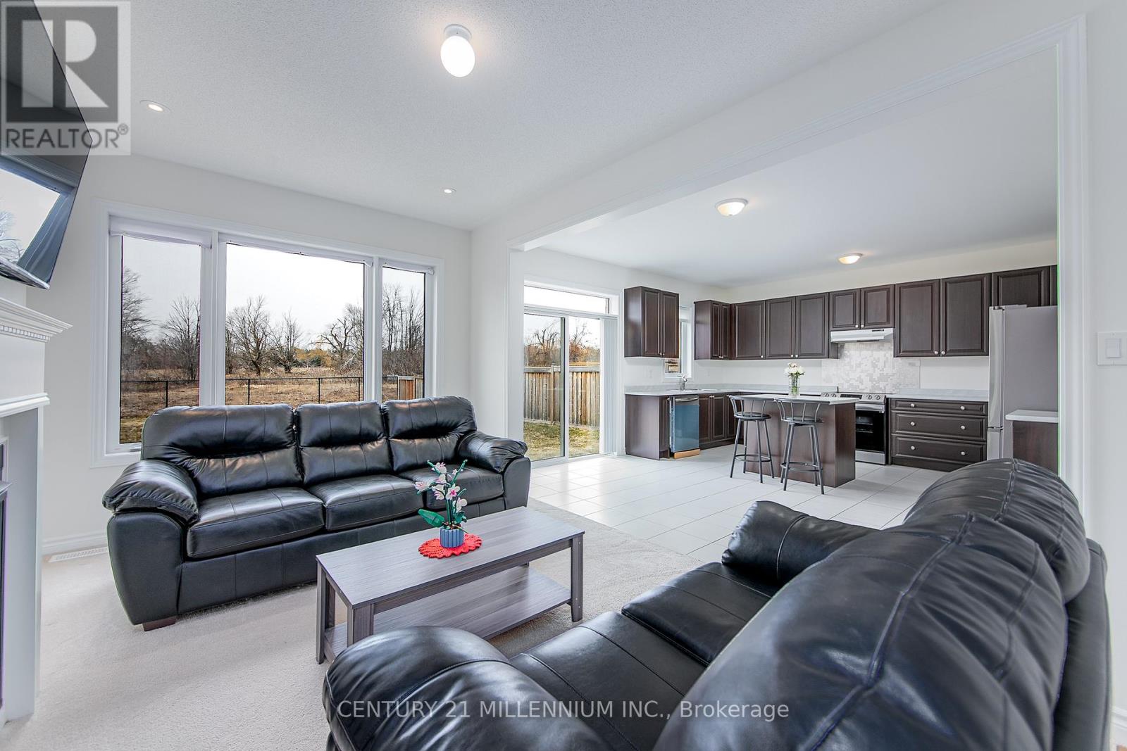 Photo 29 of 79 Rugman Crescent, Springwater ON