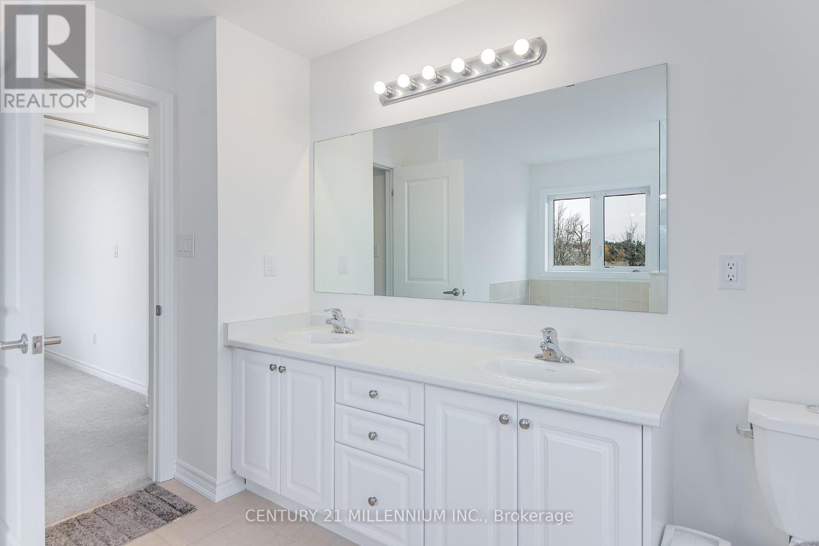 Photo 46 of 79 Rugman Crescent, Springwater ON