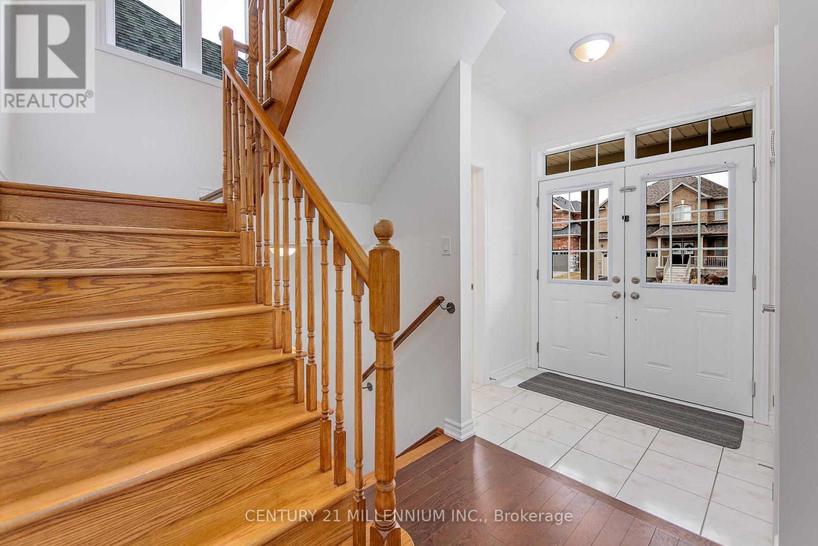 Photo 3 of 79 Rugman Crescent, Springwater ON