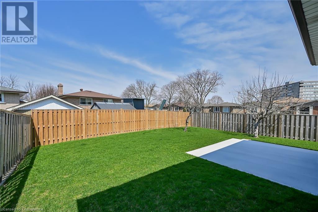 Photo 46 of 14 Glen Vista Drive, Hamilton ON