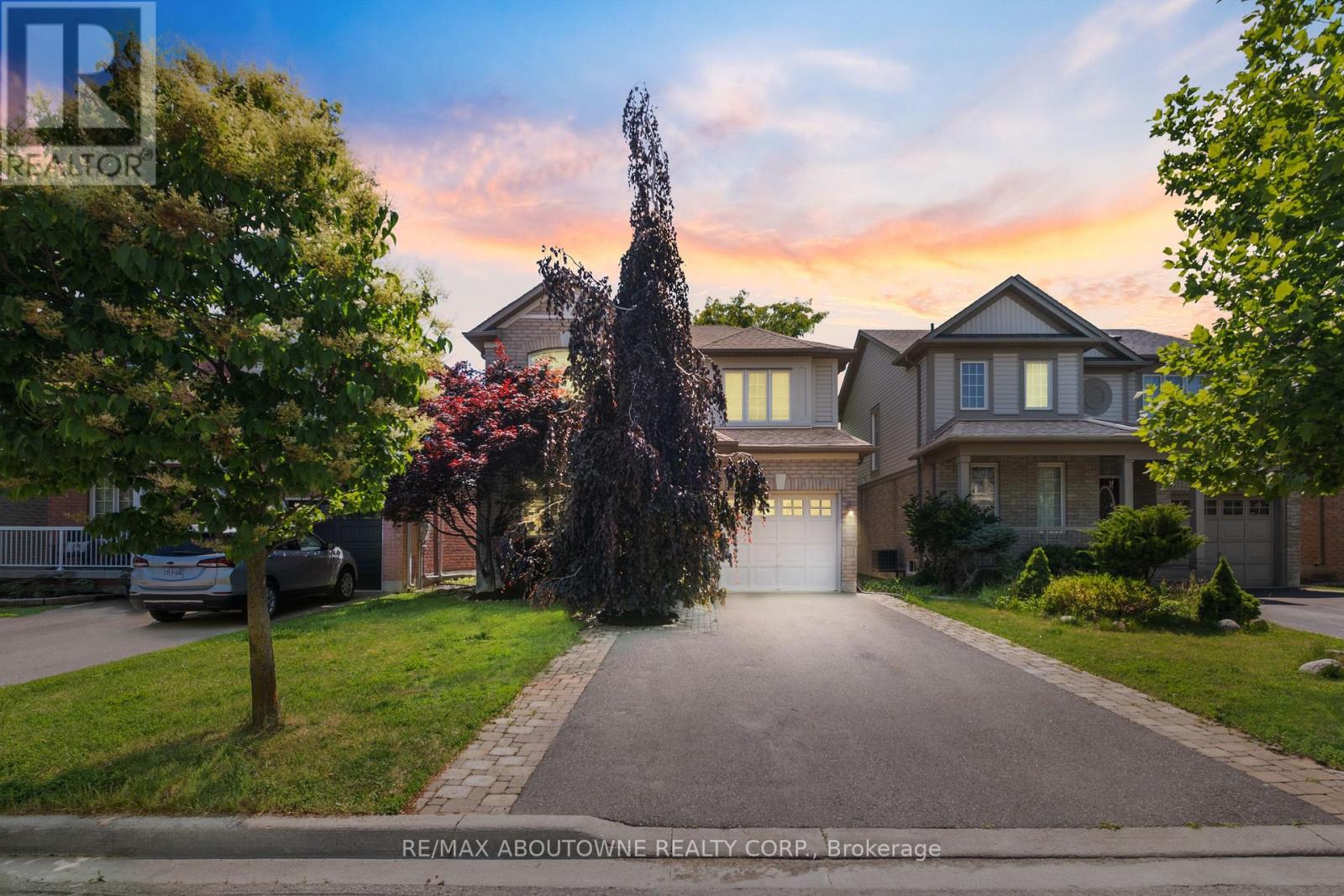 Photo 13 of 1131 Zimmerman Crescent, Milton ON