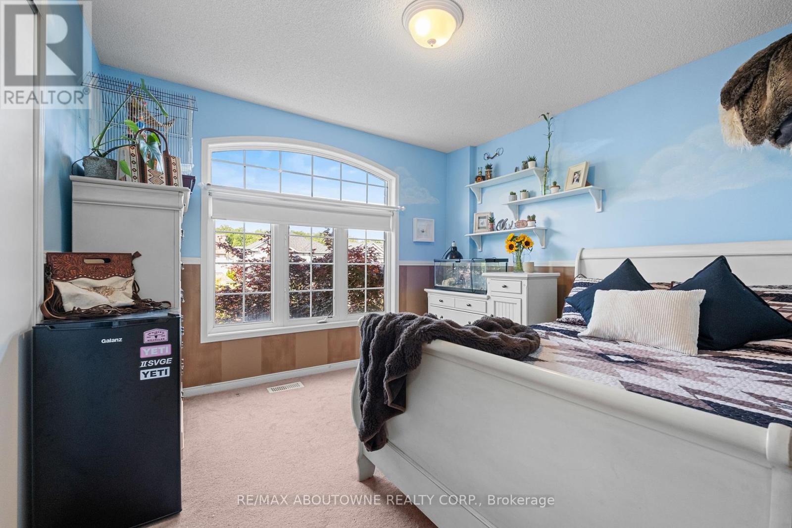 Photo 12 of 1131 Zimmerman Crescent, Milton ON