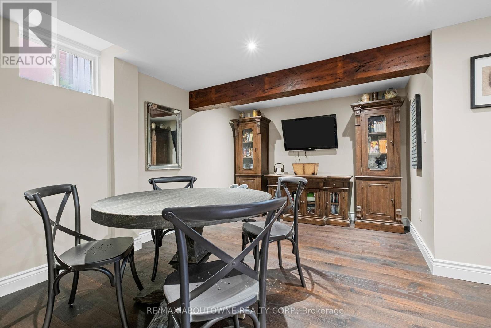 Photo 7 of 1131 Zimmerman Crescent, Milton ON