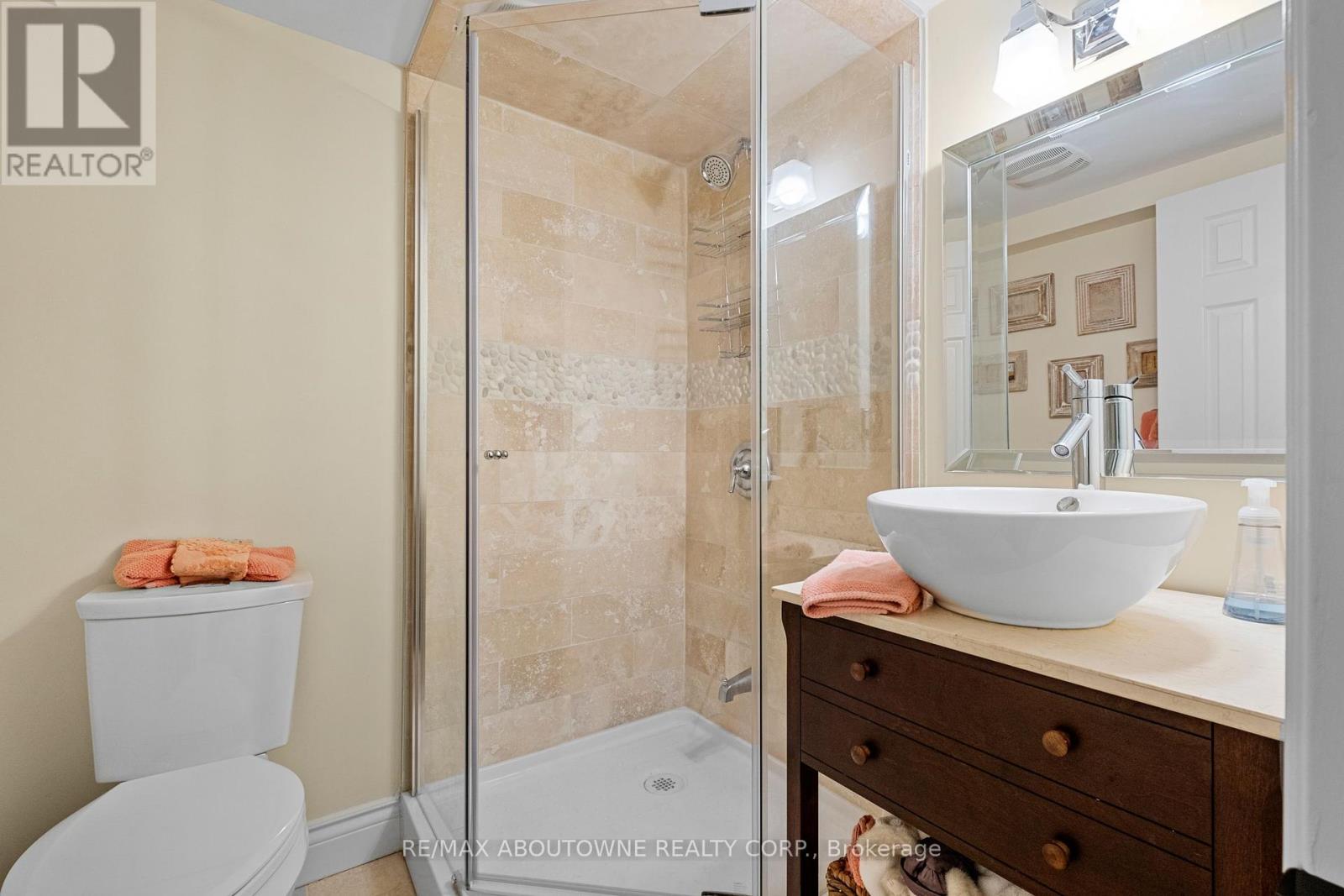 Photo 16 of 1131 Zimmerman Crescent, Milton ON