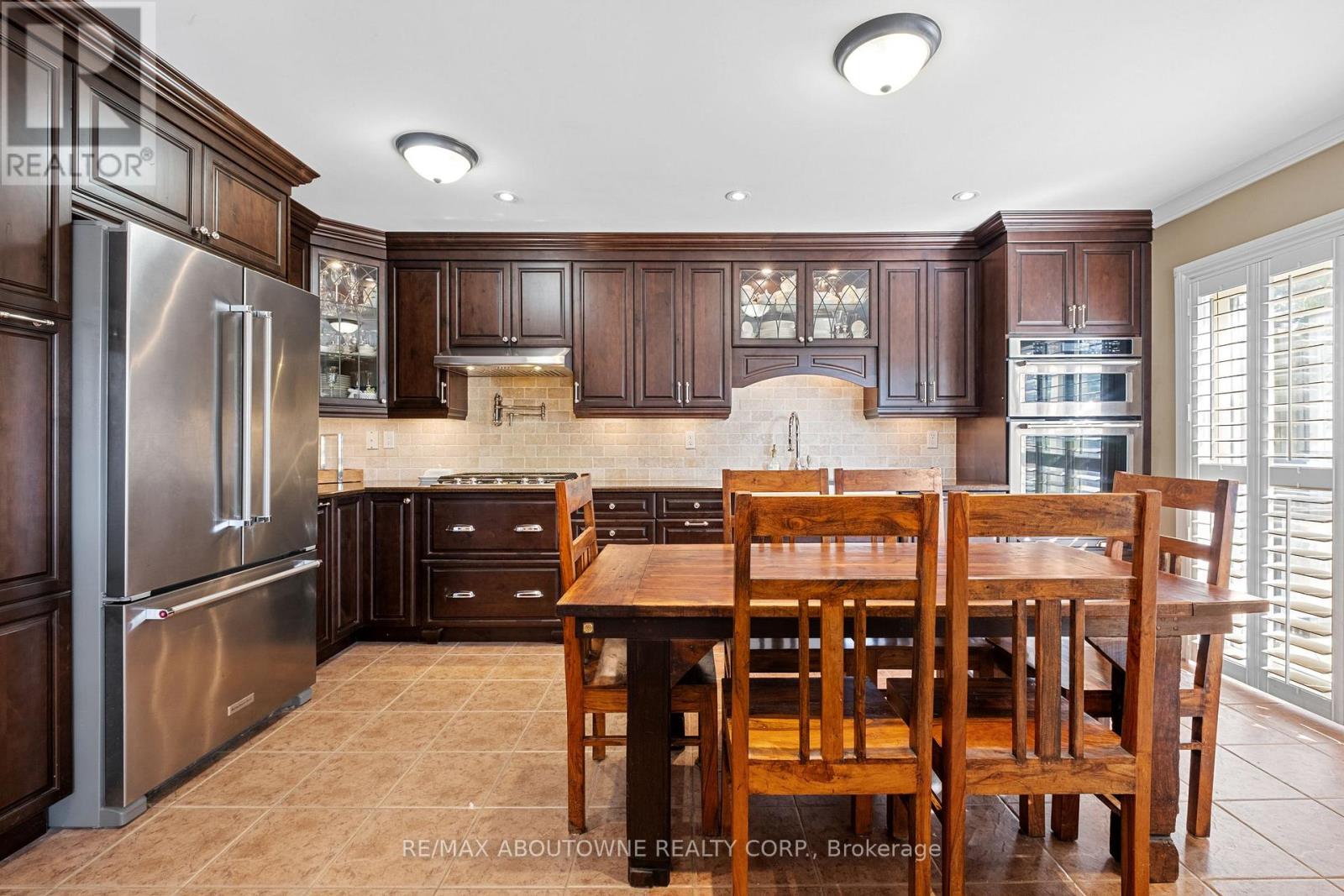 Photo 19 of 1131 Zimmerman Crescent, Milton ON