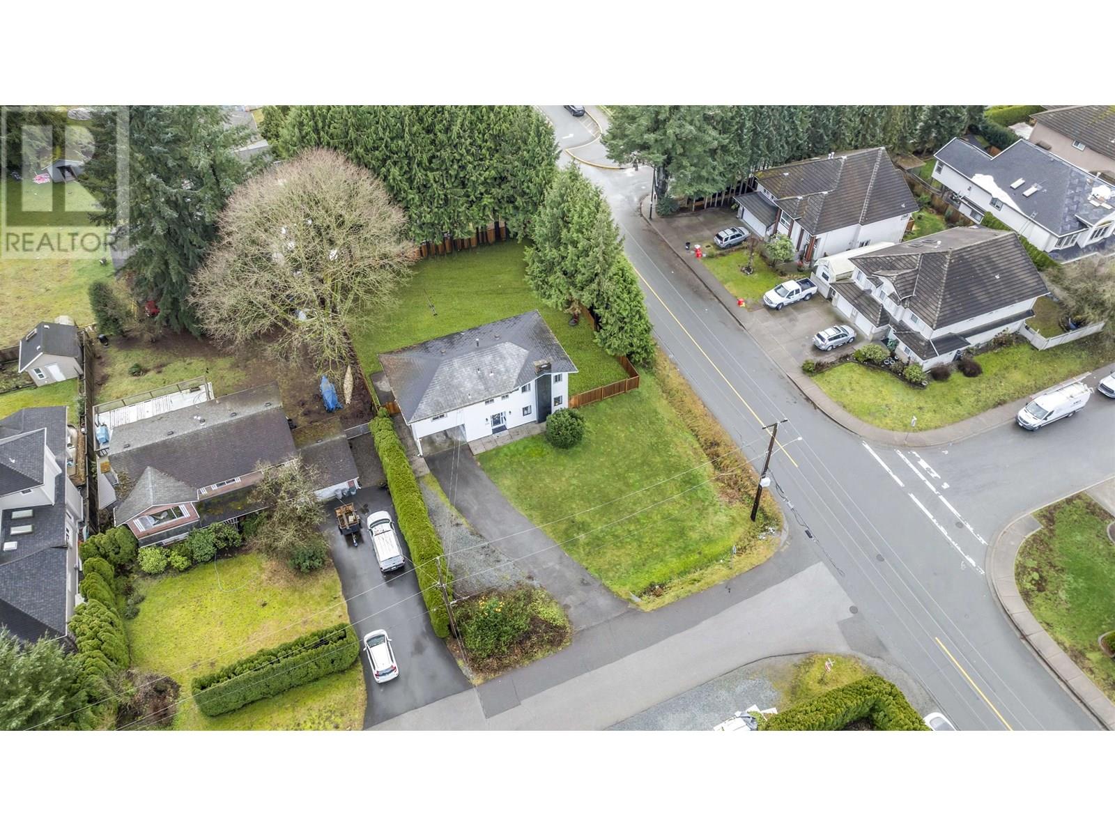 Photo 2 of 20616 Tyner Avenue, Maple Ridge BC