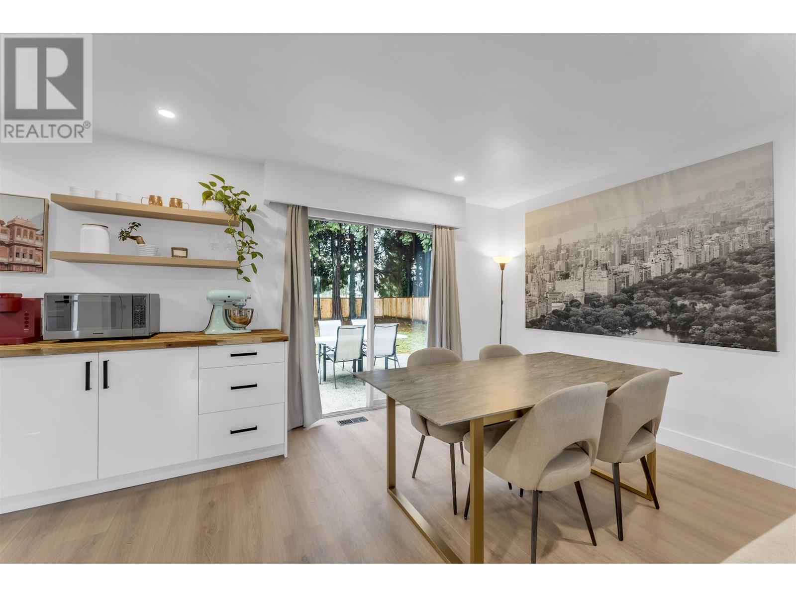 Photo 16 of 20616 Tyner Avenue, Maple Ridge BC