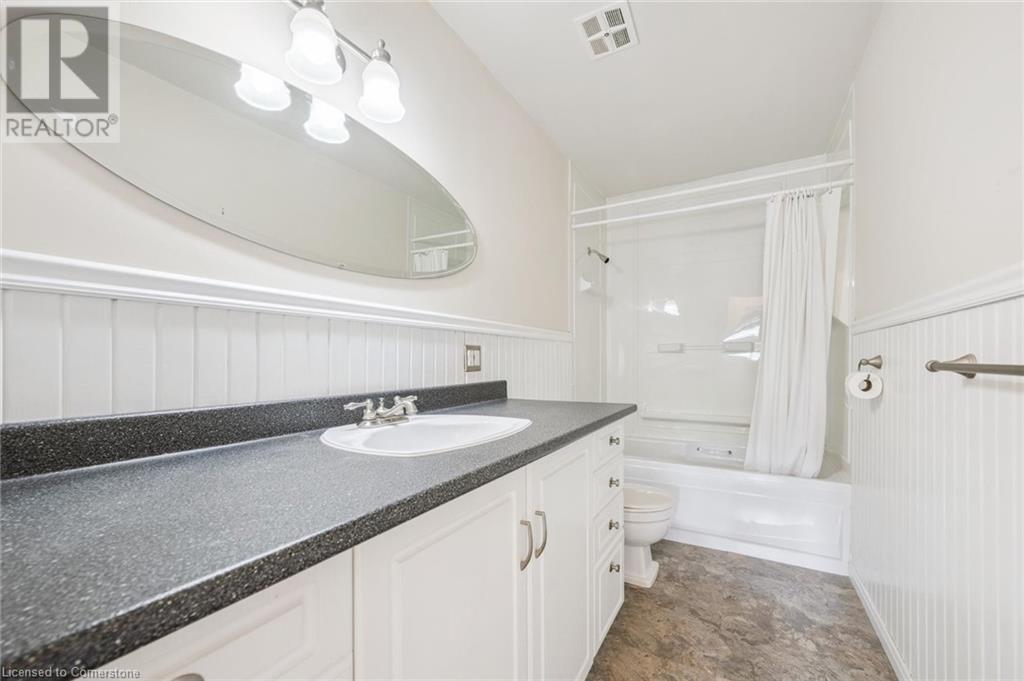 Photo 19 of 341 Redford Crescent, Stratford ON