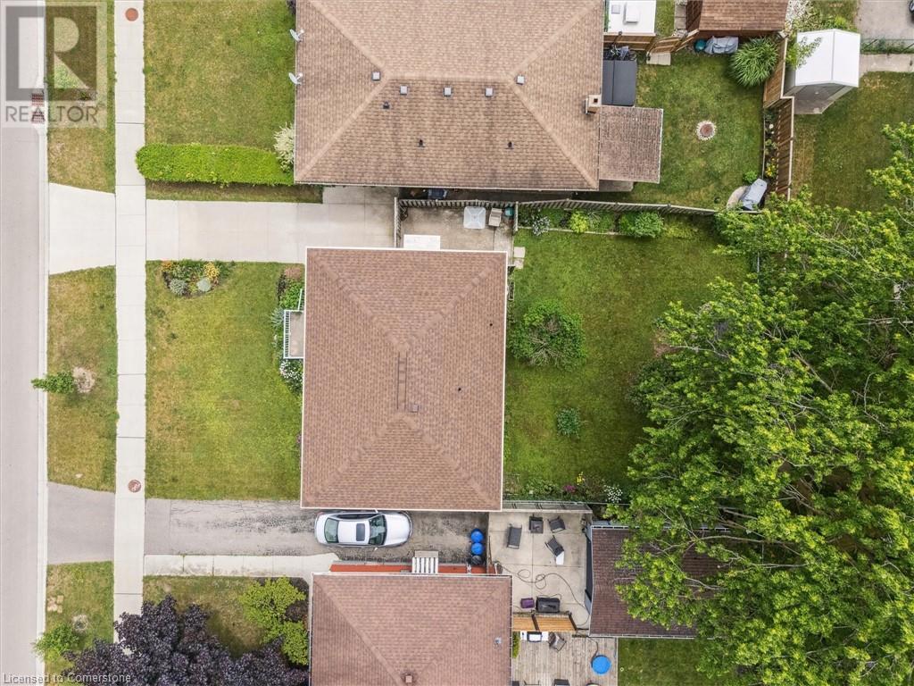 Photo 33 of 341 Redford Crescent, Stratford ON