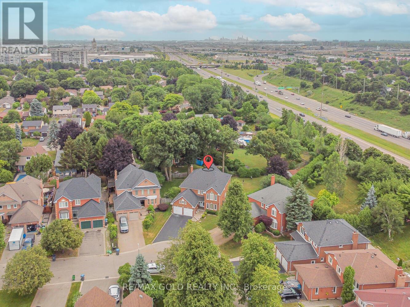 Single Family House for Sale in  LARCHWOOD PLACE Brampton (Westgate) 