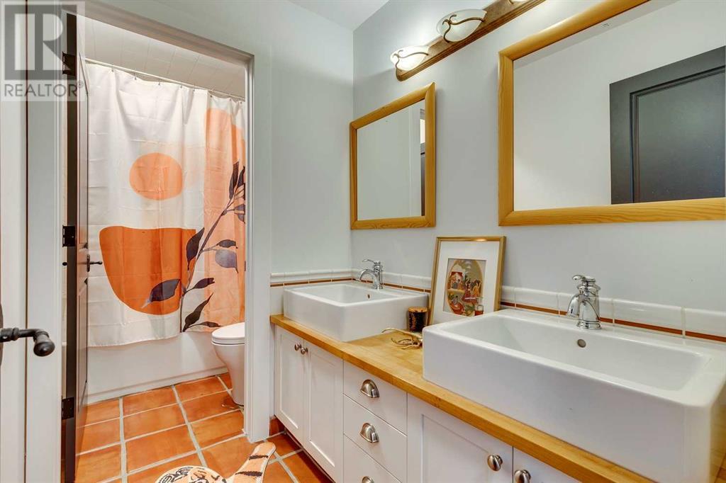Single Family House for Sale in  Garden Crescent SW Elbow Park Calgary 