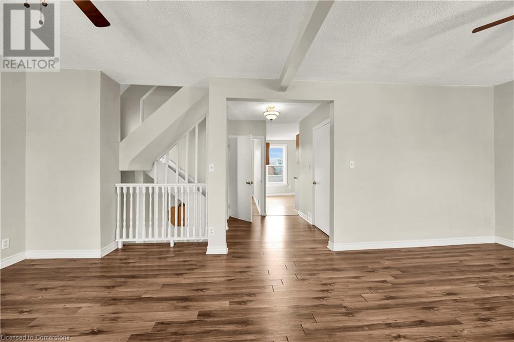 Photo 12 of 90 West Avenue N, Hamilton ON