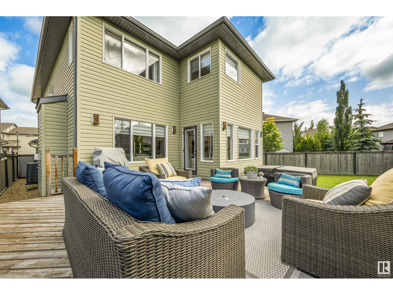 Photo 37 of 17437 5 A Av Sw, Edmonton AB