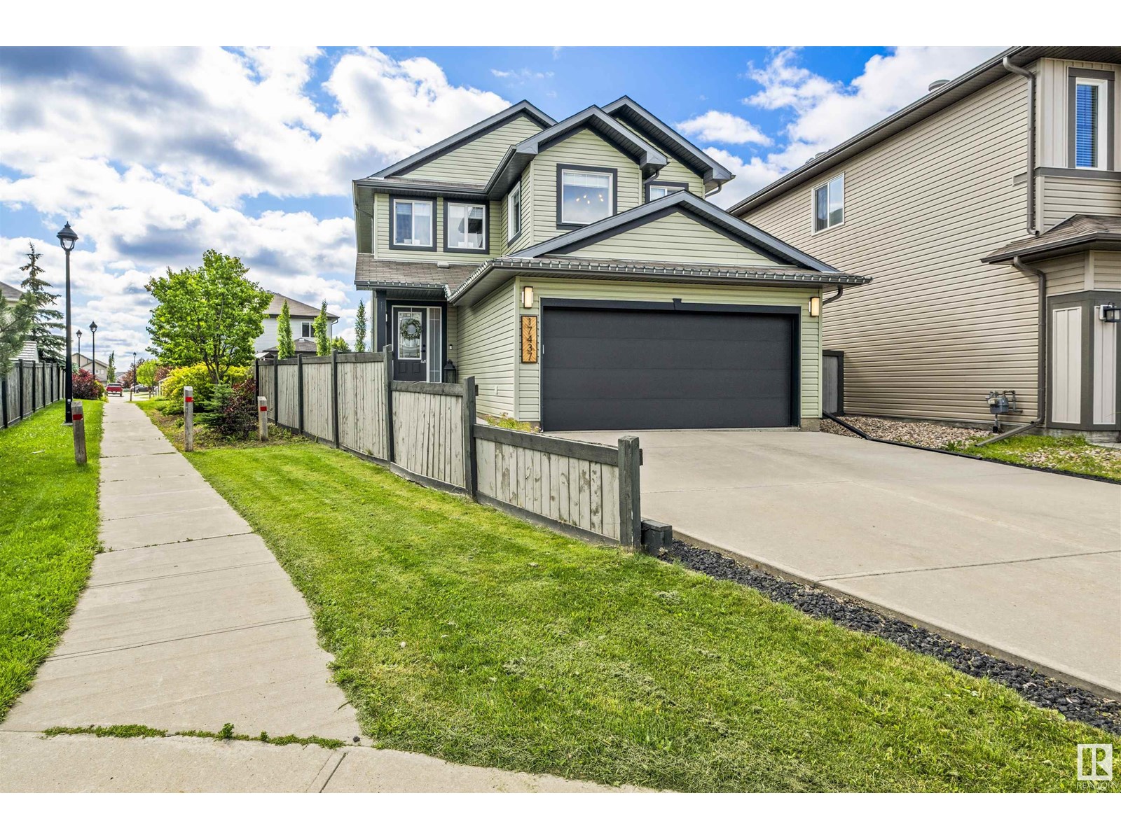 Photo 12 of 17437 5 A Av Sw, Edmonton AB