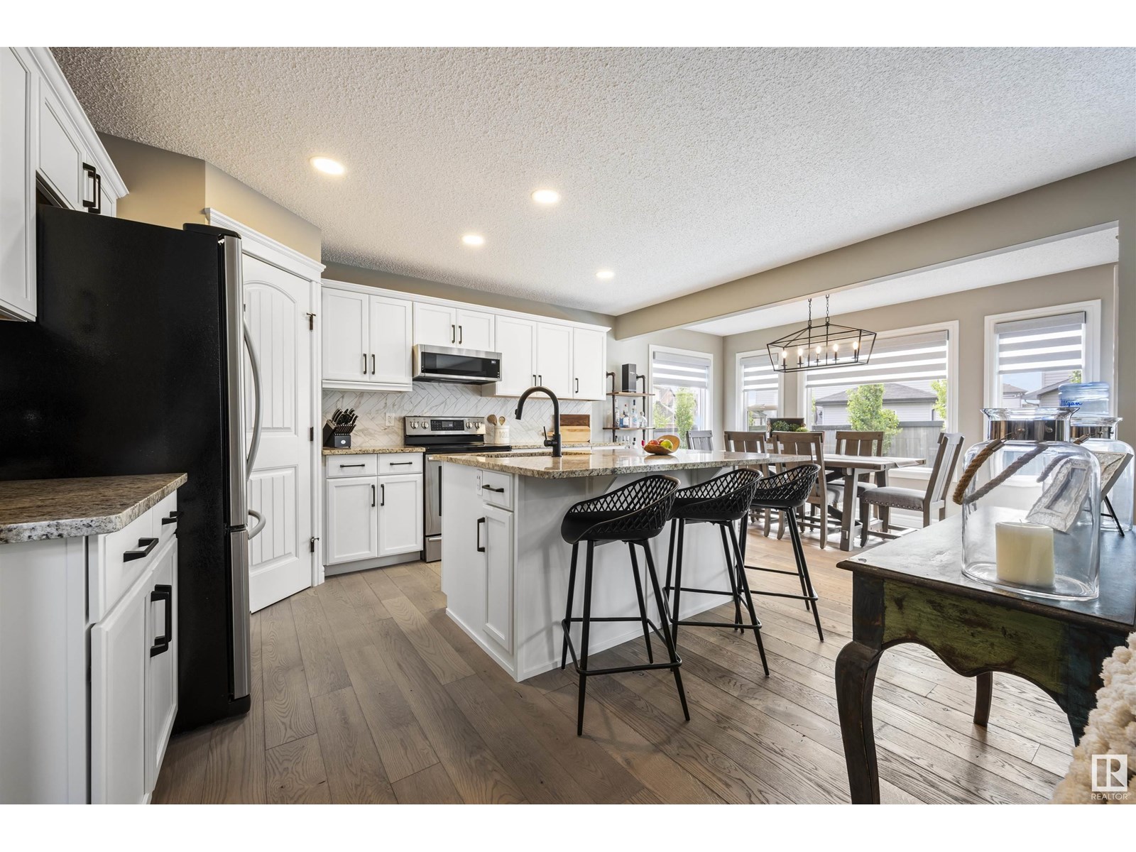 Photo 34 of 17437 5 A Av Sw, Edmonton AB