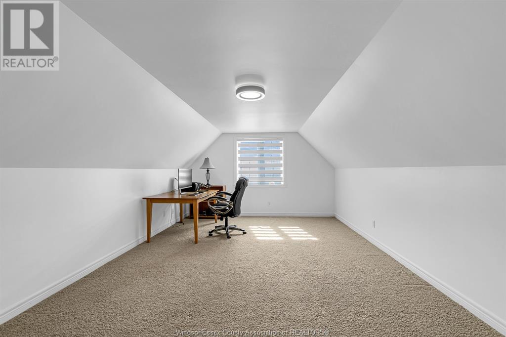 Photo 30 of 5023 Southwood Lakes, Windsor ON