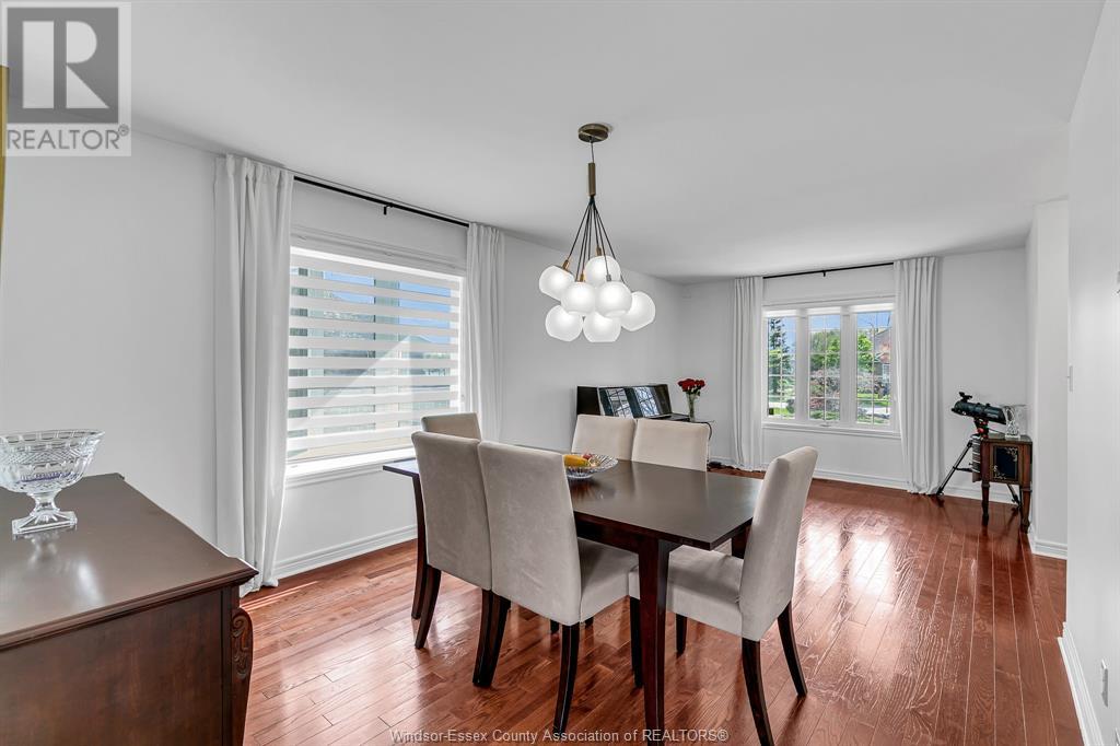 Photo 10 of 5023 Southwood Lakes, Windsor ON