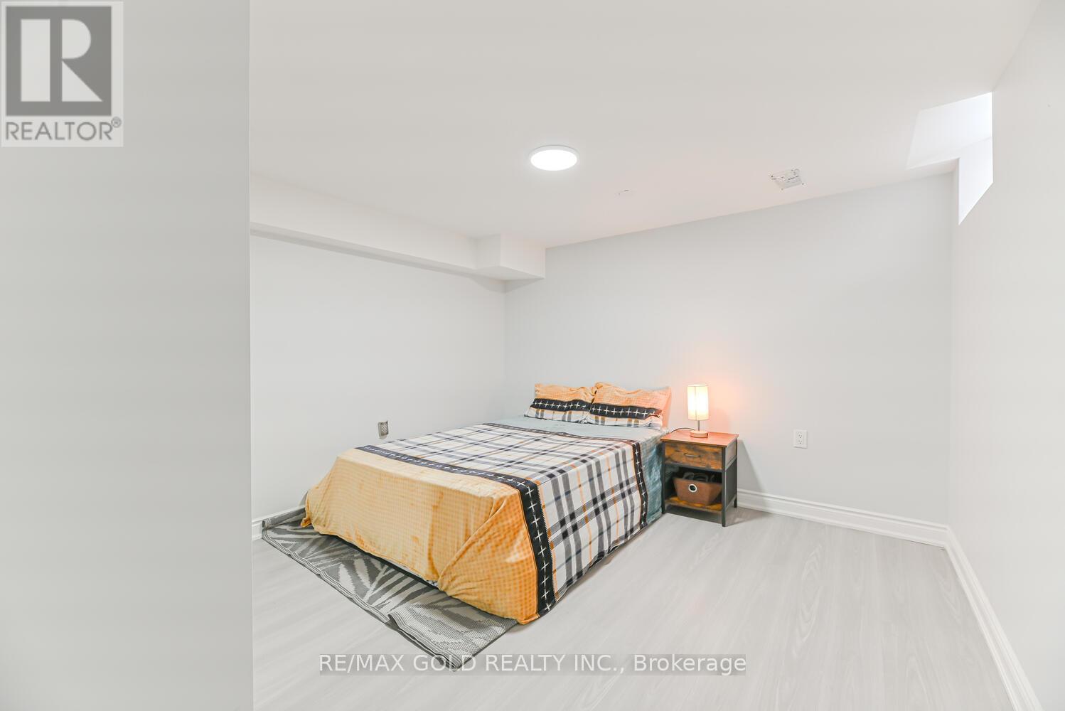 Single Family House for Sale in  LARCHWOOD PLACE Brampton (Westgate) 