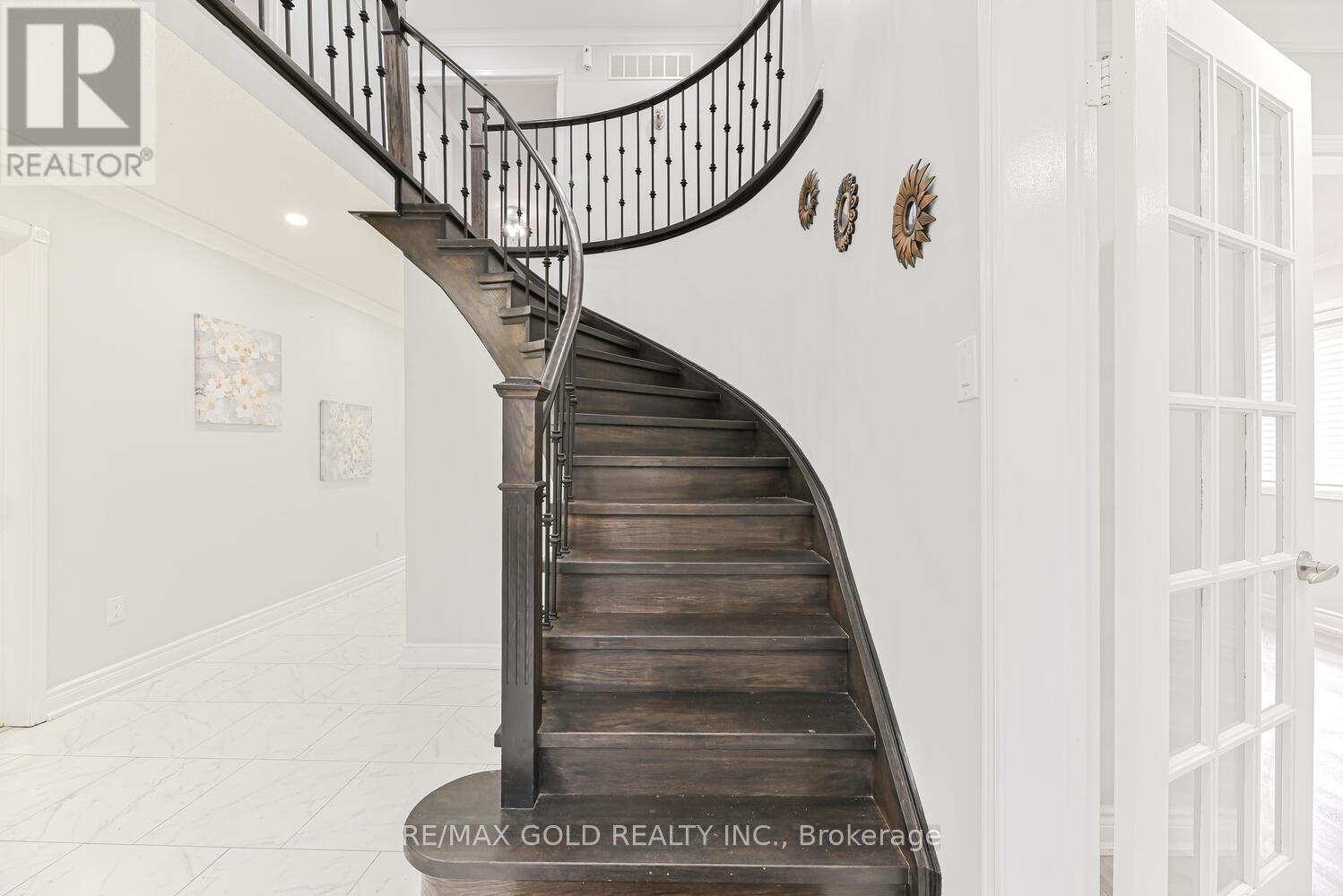 Single Family House for Sale in  LARCHWOOD PLACE Brampton (Westgate) 