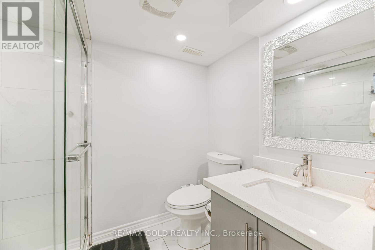 Single Family House for Sale in  LARCHWOOD PLACE Brampton (Westgate) 