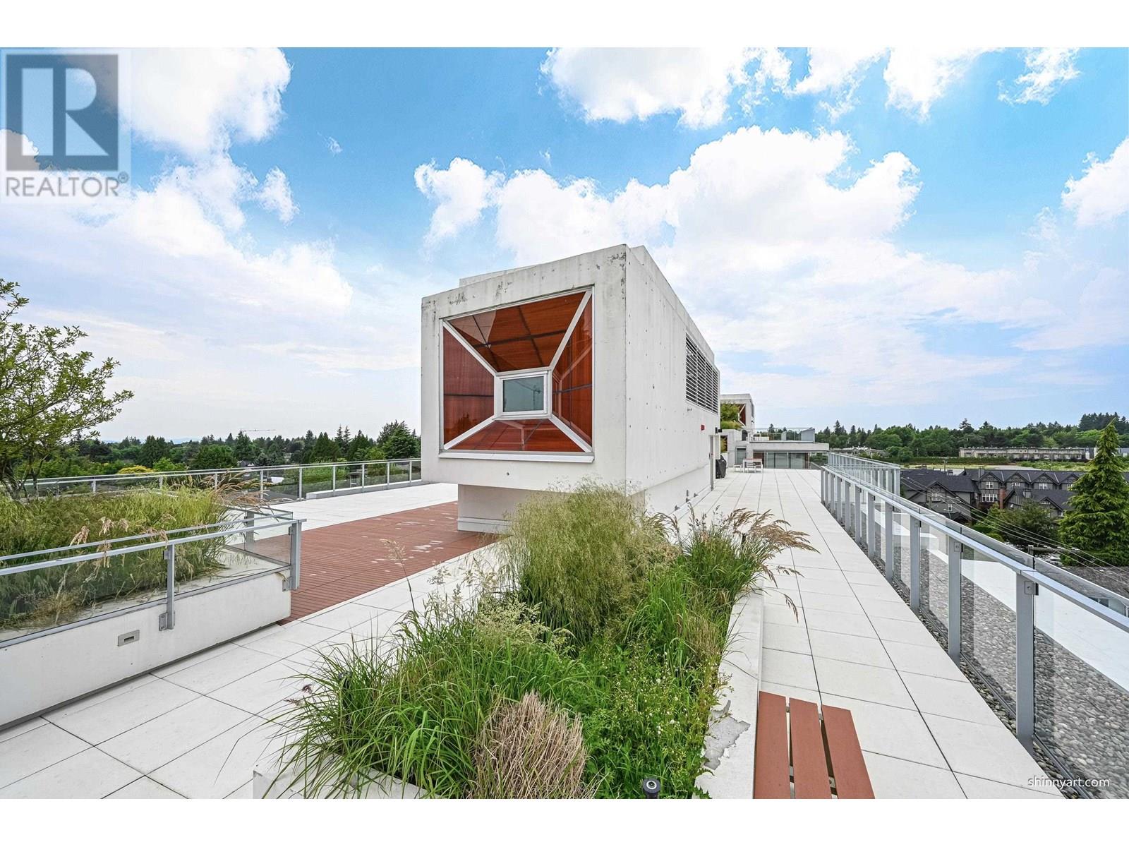 601 5699 BAILLIE STREET, Vancouver