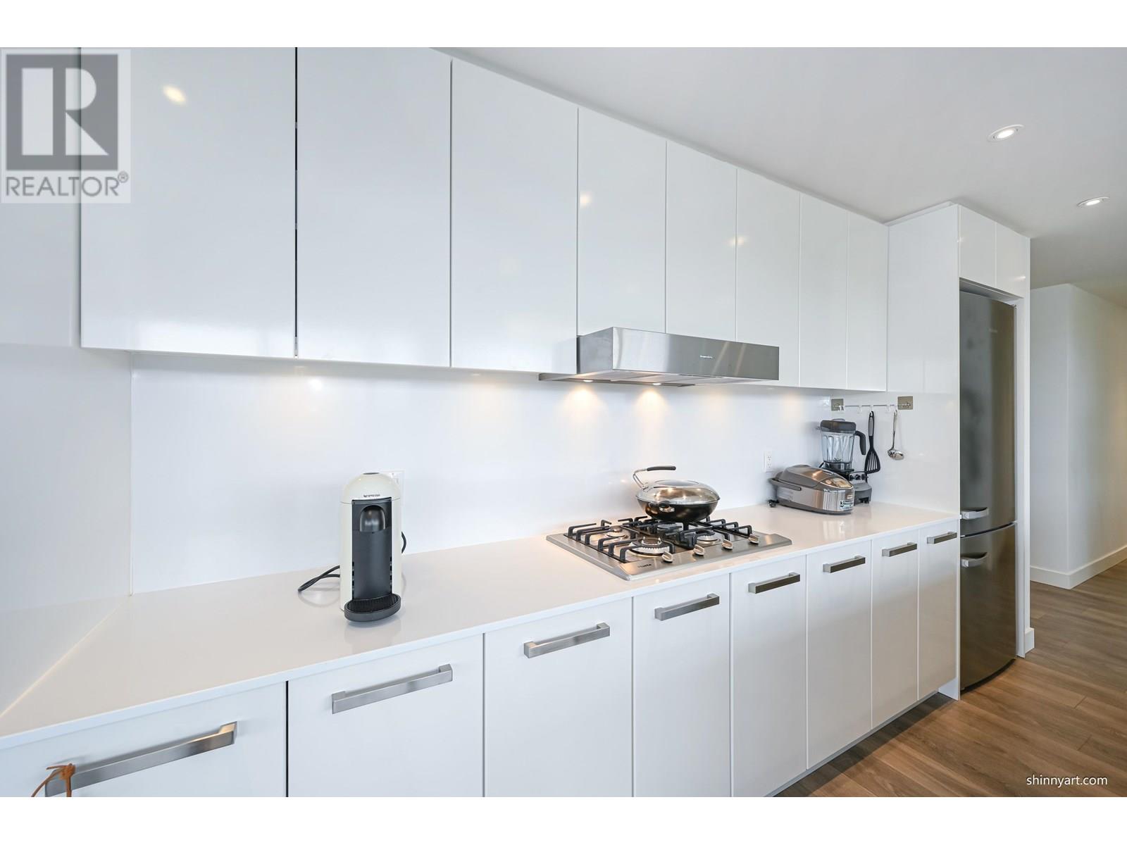 601 5699 BAILLIE STREET, Vancouver