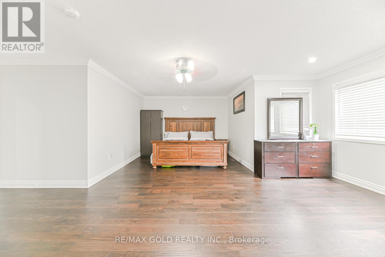 Single Family House for Sale in  LARCHWOOD PLACE Brampton (Westgate) 