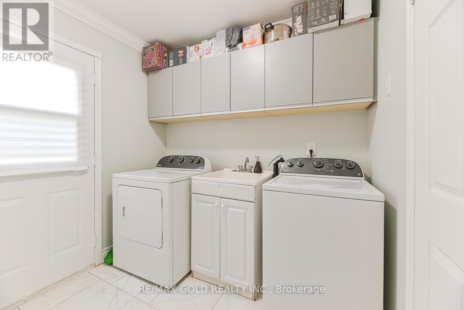 Single Family House for Sale in  LARCHWOOD PLACE Brampton (Westgate) 
