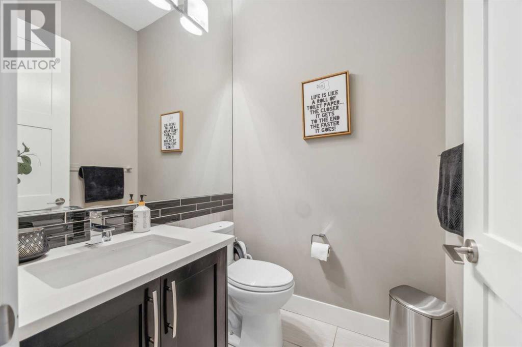 Single Family House for Sale in   Avenue NW Tuxedo Park Calgary 