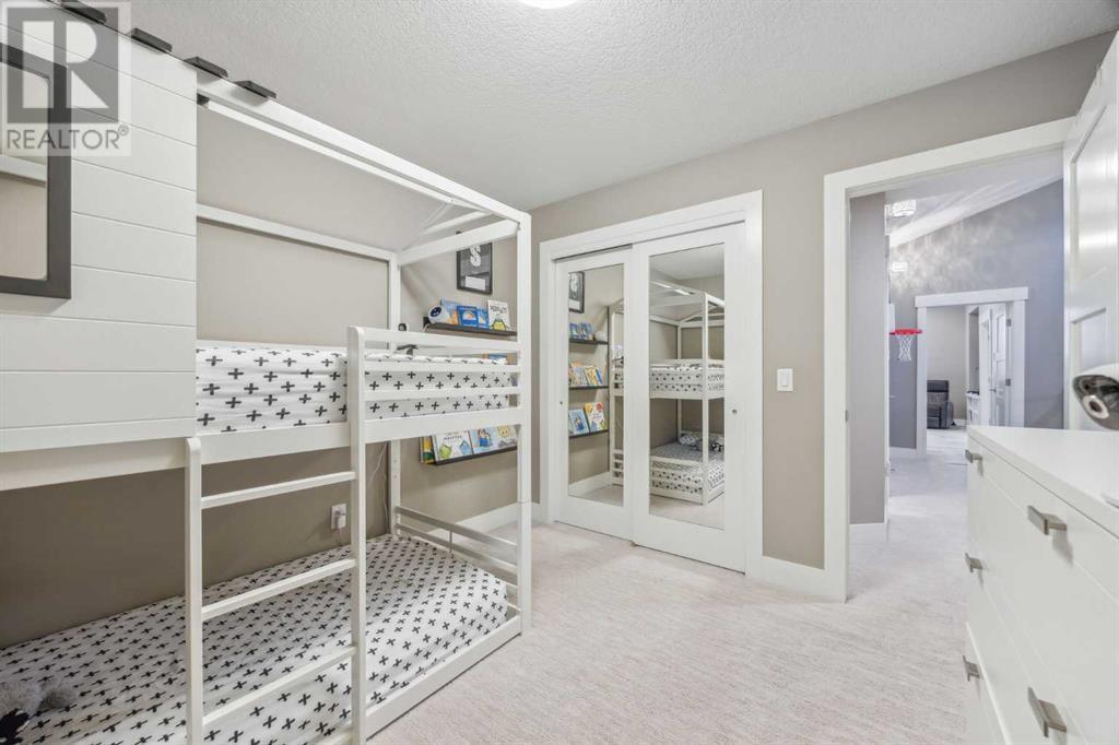 Single Family House for Sale in   Avenue NW Tuxedo Park Calgary 