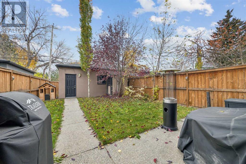 Single Family House for Sale in   Avenue NW Tuxedo Park Calgary 