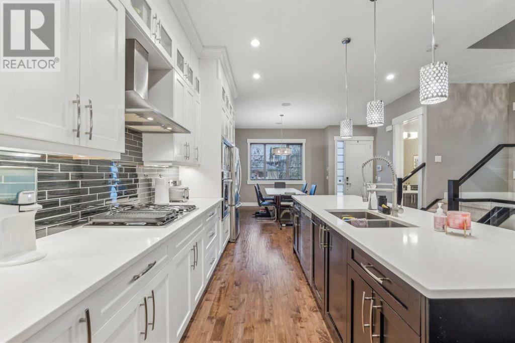 Single Family House for Sale in   Avenue NW Tuxedo Park Calgary 