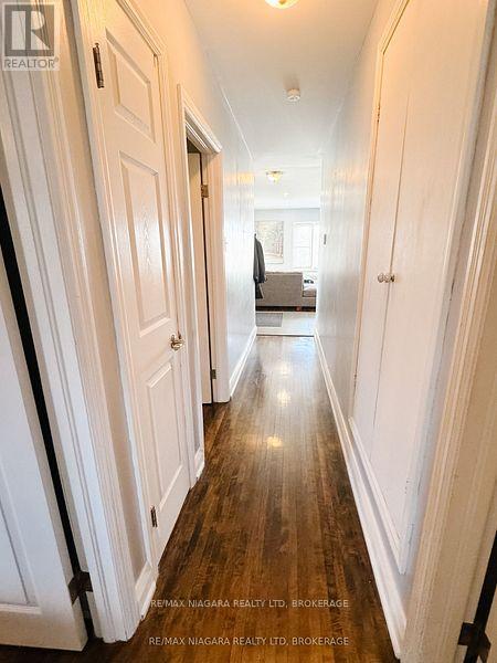 Photo 3 of 147 Linwood Avenue, Port Colborne ON