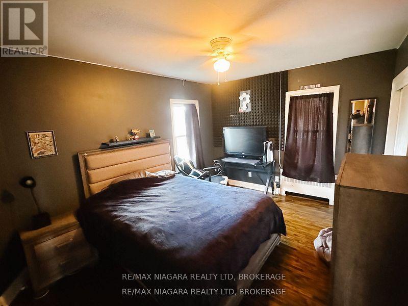 Photo 13 of 147 Linwood Avenue, Port Colborne ON
