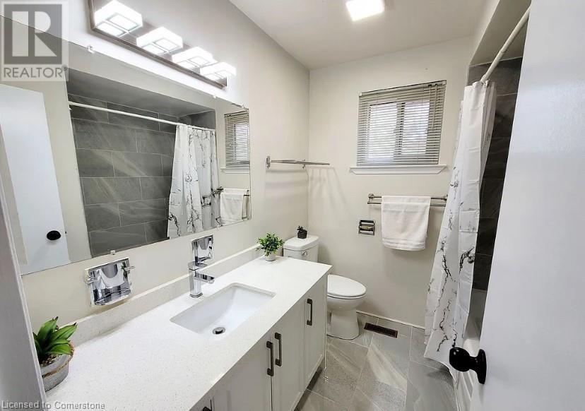 Photo 7 of 1269 Montclair Drive, Oakville ON