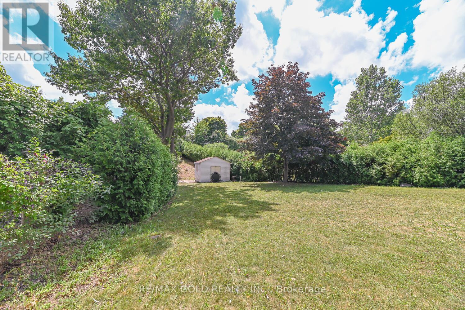 Single Family House for Sale in  LARCHWOOD PLACE Brampton (Westgate) 