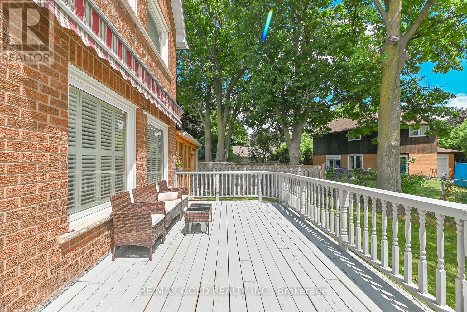 Single Family House for Sale in  LARCHWOOD PLACE Brampton (Westgate) 