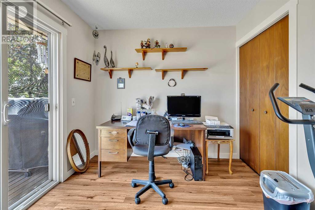 Single Family House Bungalow for Sale in  Templemont Way NE Temple Calgary 