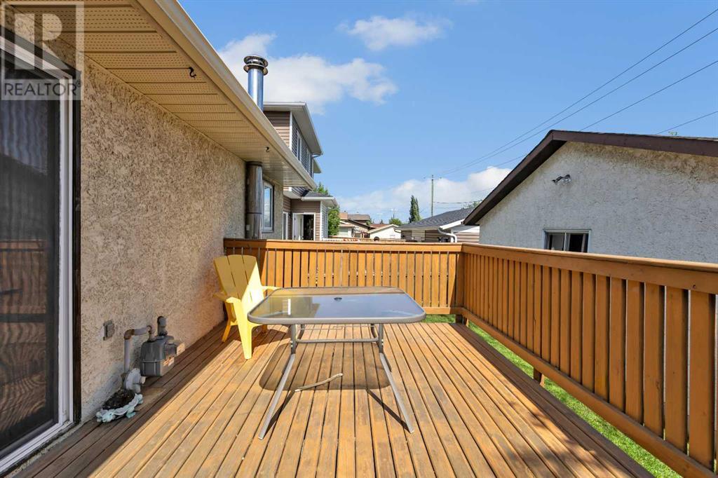 Single Family House Bungalow for Sale in  Templemont Way NE Temple Calgary 